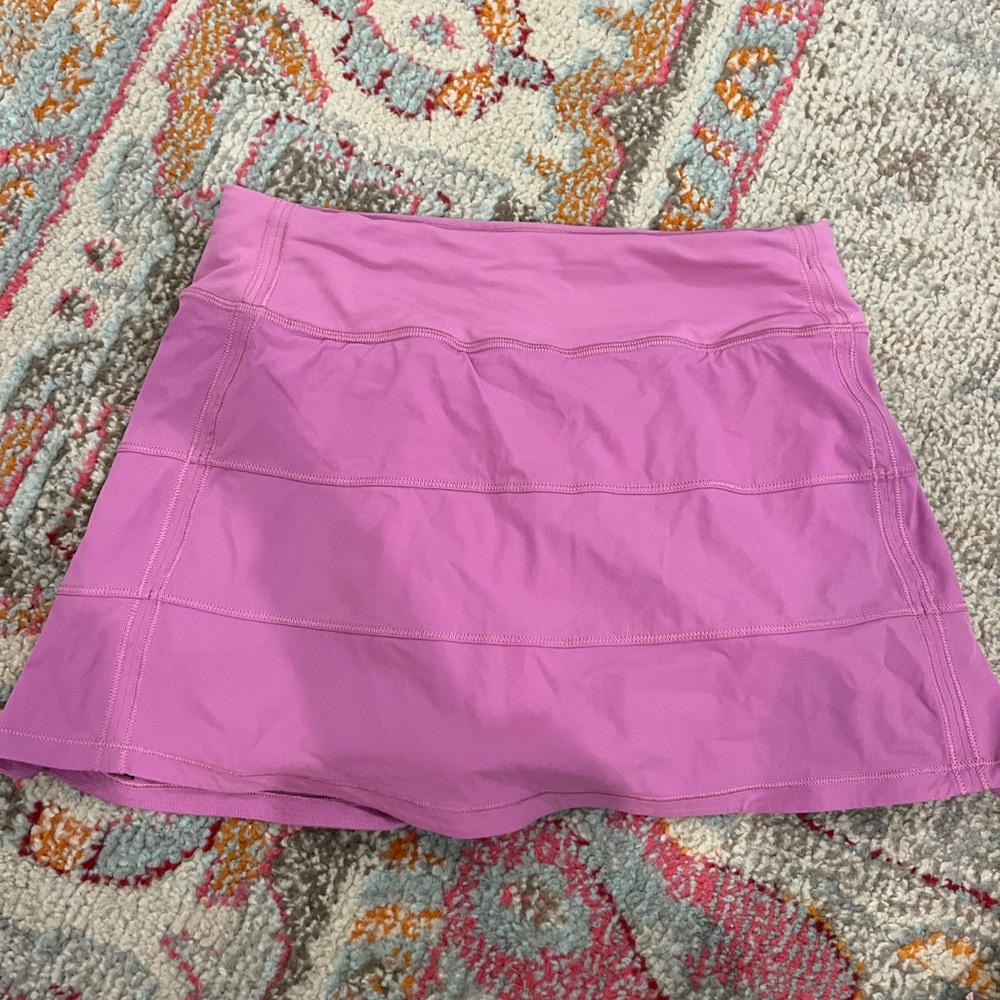 PINK LULULEMON SKIRT!